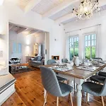 Tine Und Claras Ringsberg
